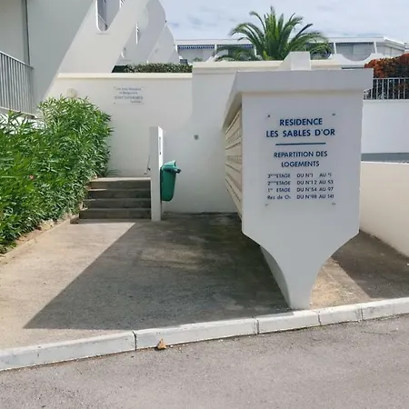 Les Cypres D'or Lägenhet